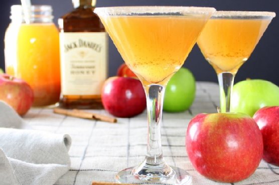 Apple Cider Honey Jack Martini