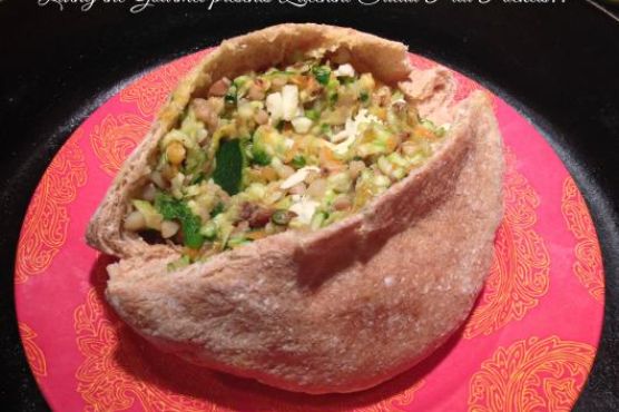 Zucchini Salad Pita Pockets Zucchini Salad Pita Pockets