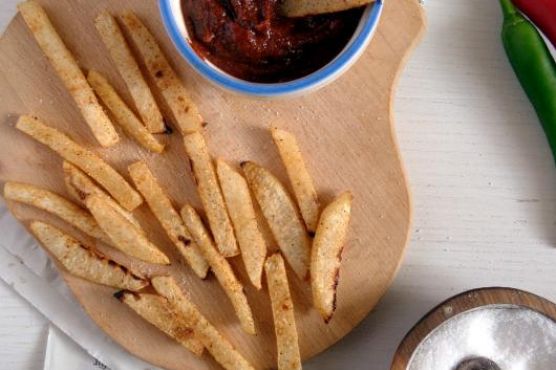 Kohlrabi Fries with Curry Ketchup