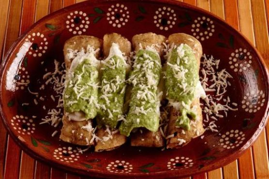 Chicken Taquitos with an Avocado Salsa Chicken Taquitos with an Avocado Salsa