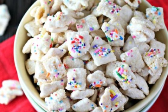 Spring Pudding Chex Mix Spring Pudding Chex Mix