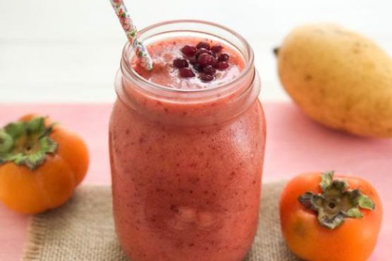 Mango, Persimmon Smoothie with Cranberries
