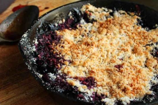 Blueberry Coconut Crumble