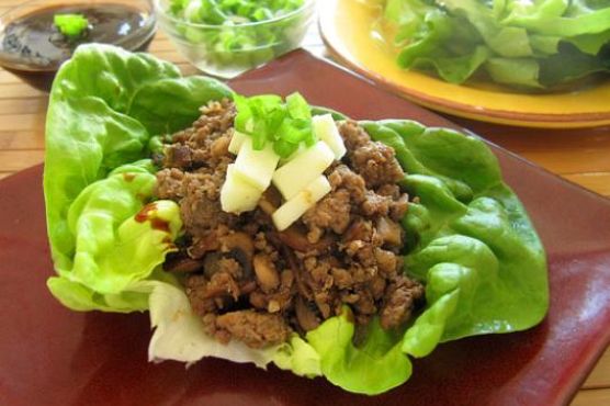 Spiced Turkey Lettuce Wraps with Green Apple and Butter Lettuce