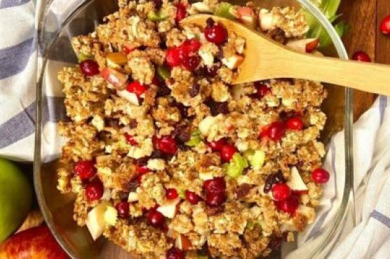Thanksgiving Stuffing with Fruit