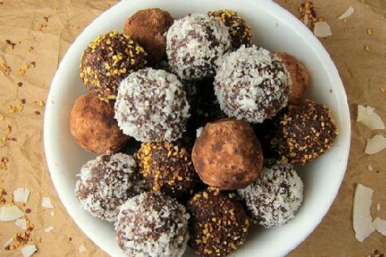 15 Minute Healthy Dark Chocolate Truffles 15 Minute Healthy Dark Chocolate Truffles