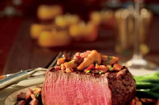 Beef Tenderloin Steaks with Seared Mushrooms and Red Wine Vinaigrette Beef Tenderloin Steaks with Seared Mushrooms and Red Wine Vinaigrette
