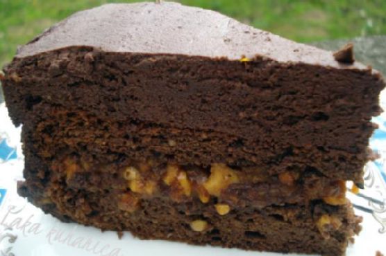 Caramel Peanut Fudge Cake