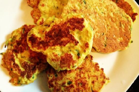 Clean Eating Carrot & Zucchini Pancakes Clean Eating Carrot & Zucchini Pancakes