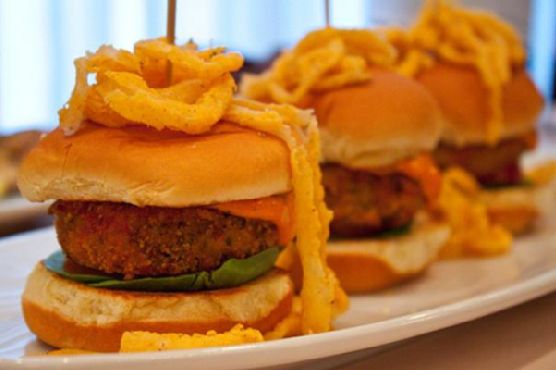 Crawfish Cake Sliders