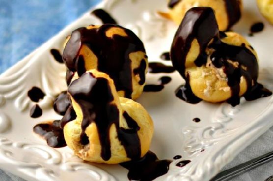 Cream Puffs with Espresso Cream Fil Cream Puffs with Espresso Cream Fil