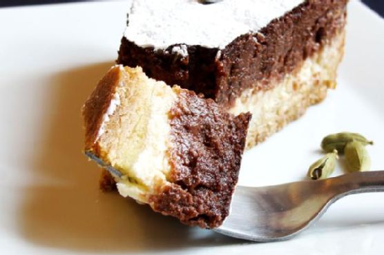 Eggless Cardamom and Chocolate Cheesecake Eggless Cardamom and Chocolate Cheesecake