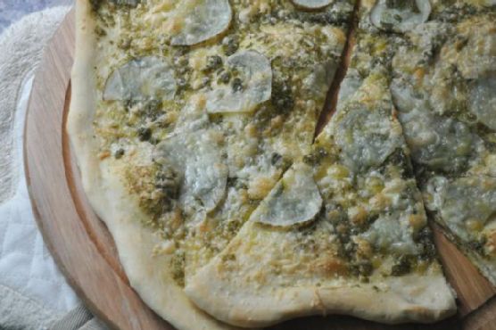 Homemade Thin Crust Pizza + Pesto + Potato Homemade Thin Crust Pizza + Pesto + Potato