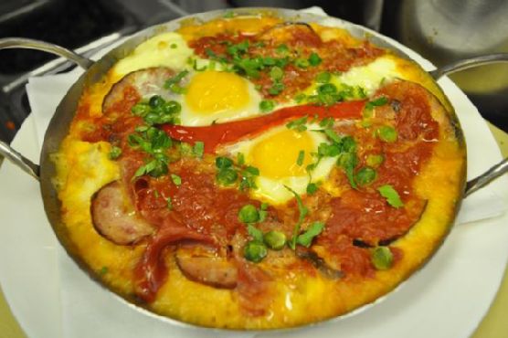 Huevos A La Flamenca Huevos A La Flamenca