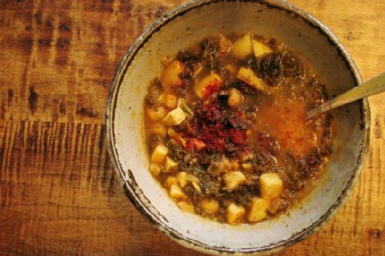 Kale & chickpea stew with cumin, smoked paprika and lime