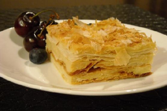Napoleon - A Creamy Puff Pastry Cake Napoleon - A Creamy Puff Pastry Cake