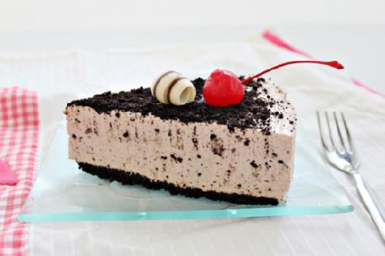 Oreo Hazelnut and Banana Cheesecake