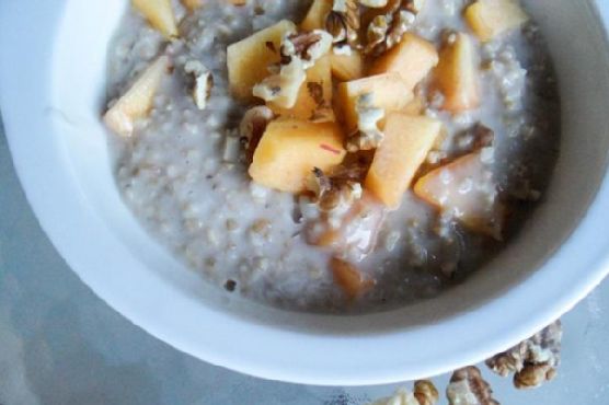 Peaches & Coconut Cream Steel Cut Oatmeal
