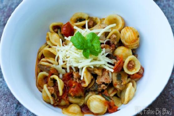 Staci's Orecchiette with Fresh Tomatoes and Sausage Staci's Orecchiette with Fresh Tomatoes and Sausage