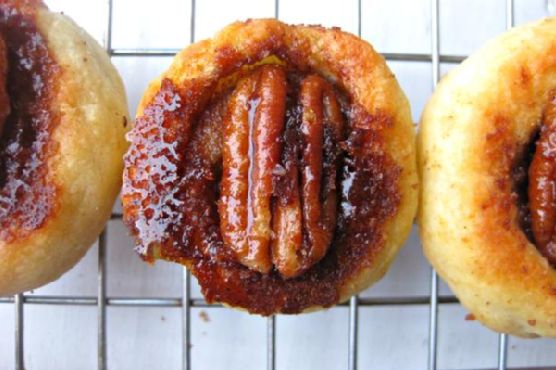 Sticky Pecan Bites