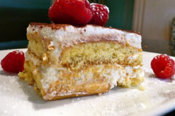 Tiramisu Infused With Amaretto (Eggless!) Tiramisu Infused With Amaretto (Eggless!)