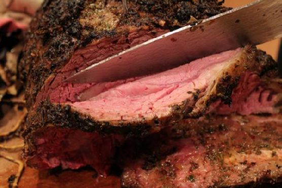 Traditional Garlic and Herb Crusted Prime Rib Roast